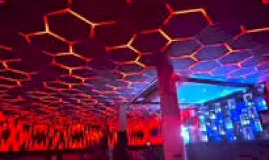 Honeycomb Hexagonal ceiling Led Light Decor 8122540589 Hotel Restobar pub Club India