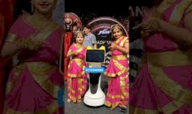 Selfie Robo Photo booth event Rent 8122540589 Hyderabad Bangalore Mumbai Pune GoaChennai Robot India